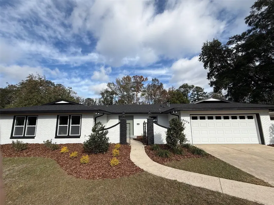 8424 NW 4th Place, Gainesville, FL 32607 - Image #2