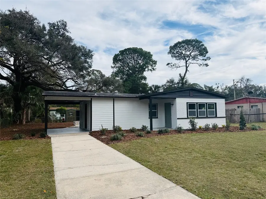 2403 NE 11th Street, Gainesville, FL 32609 - Image #2