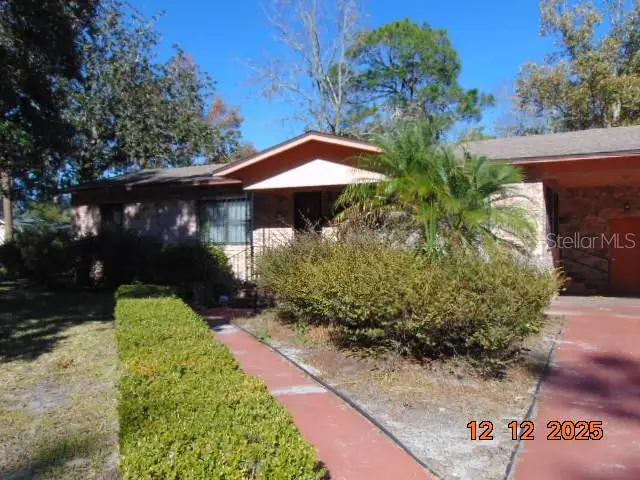 2212 NE 8 Avenue Ne, Gainesville, FL 32641 - Image #1