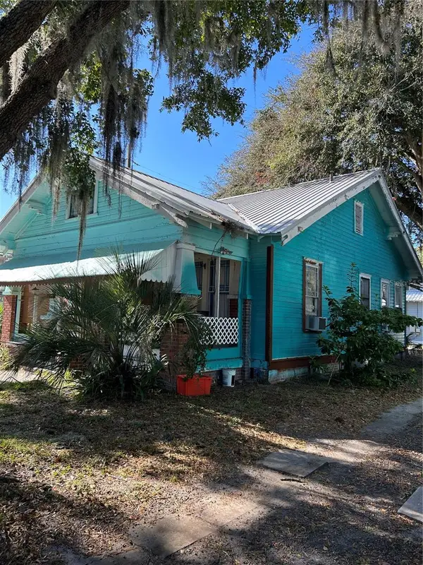 102 NW 7th Street, GAINESVILLE, FL 32601