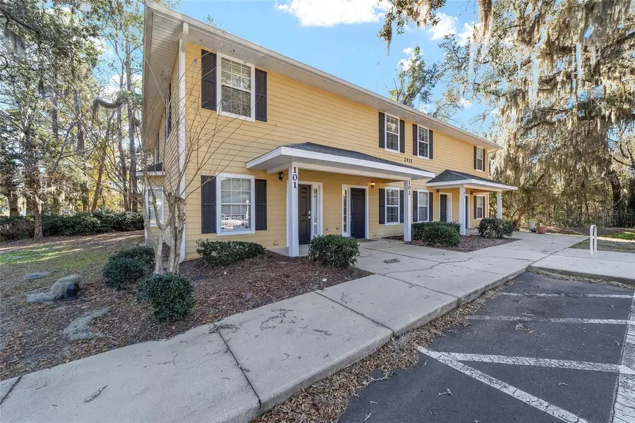2915 SW 35th Place #102, Gainesville, FL 32608 - Image #2