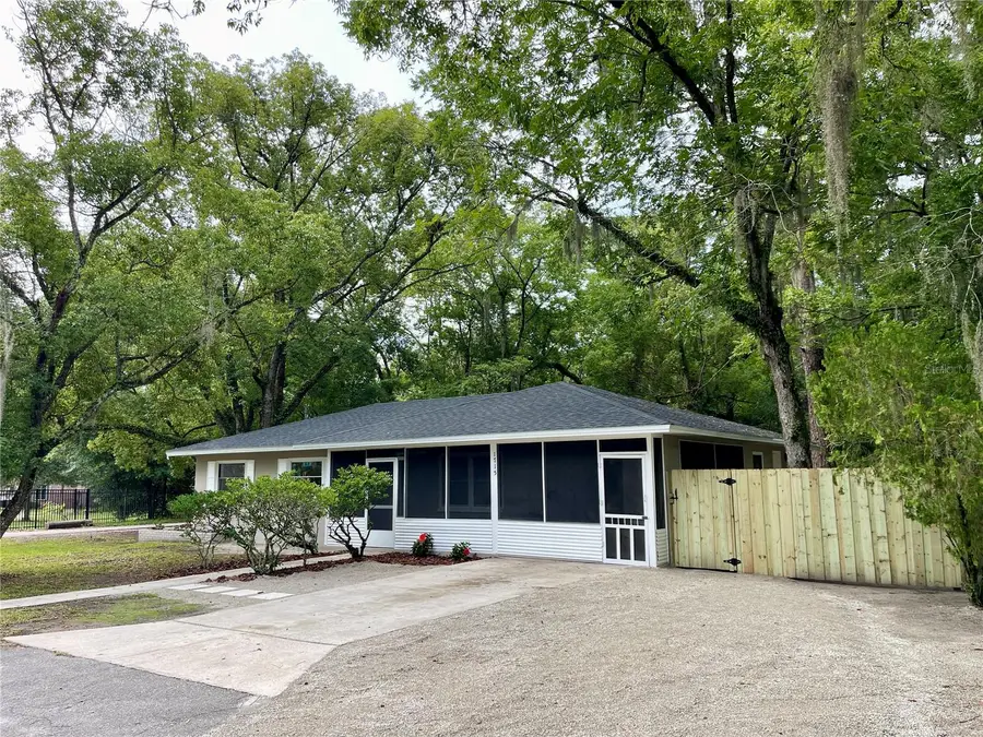 1715 NE 6th Place, Gainesville, FL 32641 - Image #2