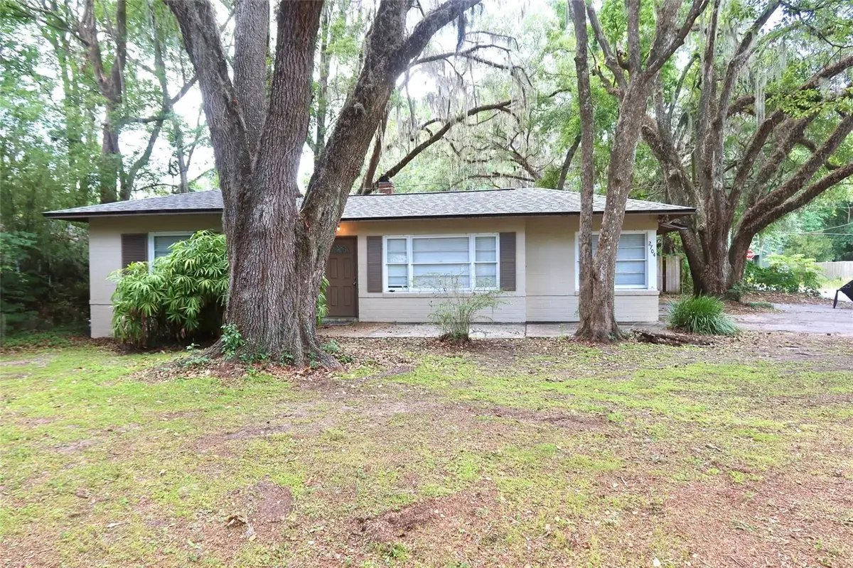 2704 NW 1st Avenue, Gainesville, FL 32607 - Image #1