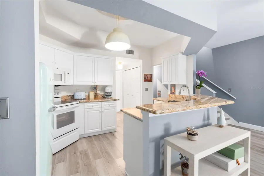 4942 NW 1st Place, Gainesville, FL 32607 - Image #3