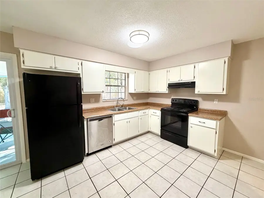 4129 NW 32nd Street, Gainesville, FL 32605 - Image #3