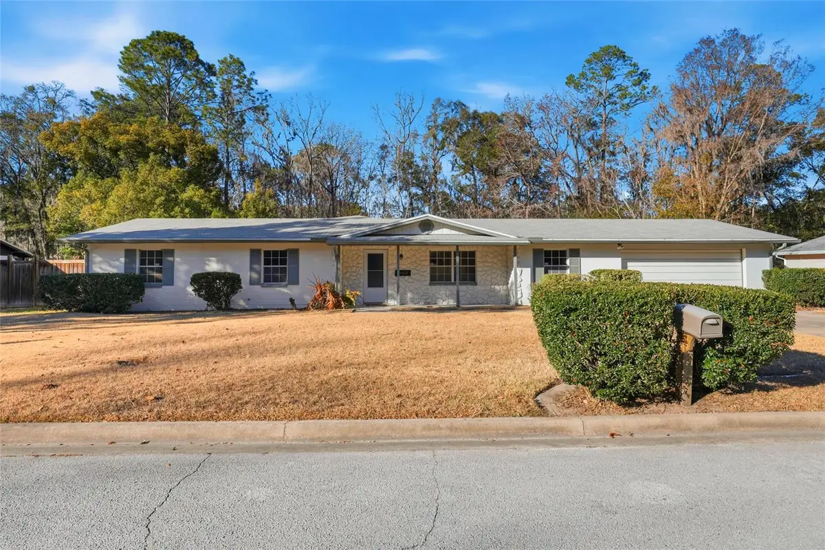 10002 NW 6th Place, Gainesville, FL 32607 - Image #1