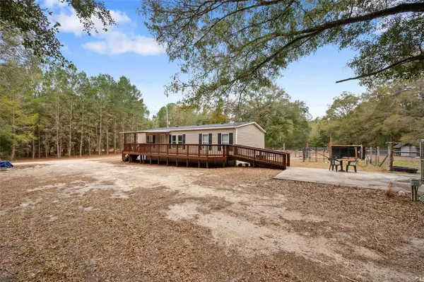 12104 SW 143rd Street, ARCHER, FL 32618