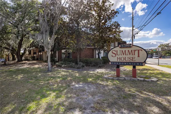 1700 SW 16th Court #E2, GAINESVILLE, FL 32608