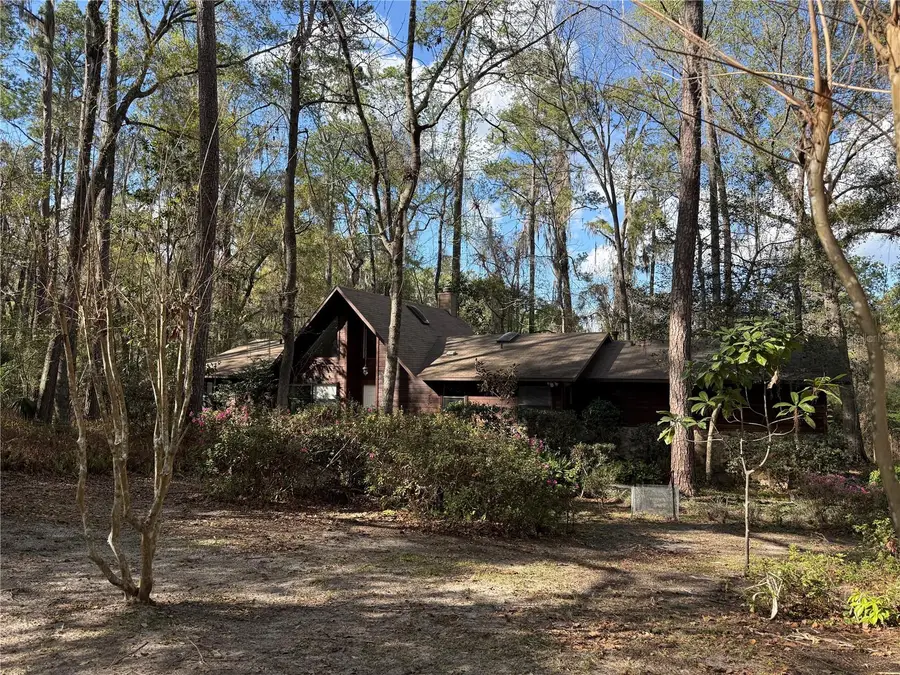 7008 NW 44th Place, Gainesville, FL 32606 - #2