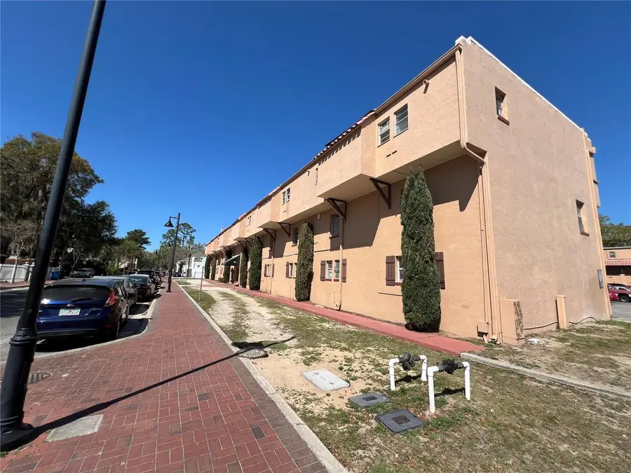 914 SW 8th Avenue #44, Gainesville, FL 32601 - #2