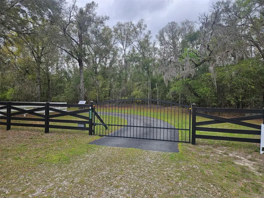 4250 NW 81st Lane, Bell, FL 32619 - #2