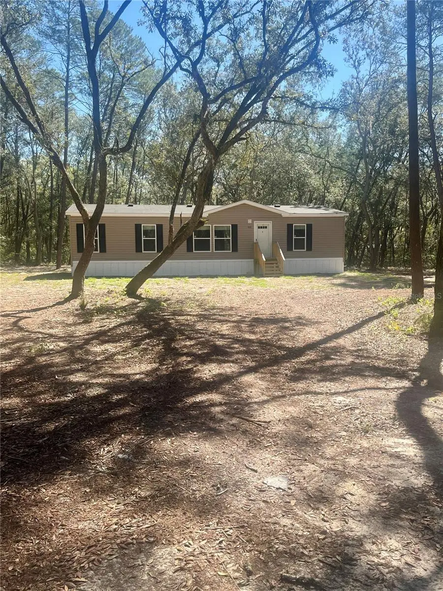 400 S Holly Avenue, Florahome, FL 32140 - #2