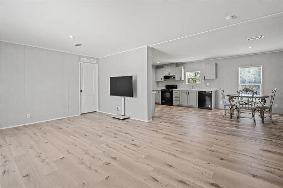 8251 NE 95th Avenue, Bronson, FL 32621 - #2