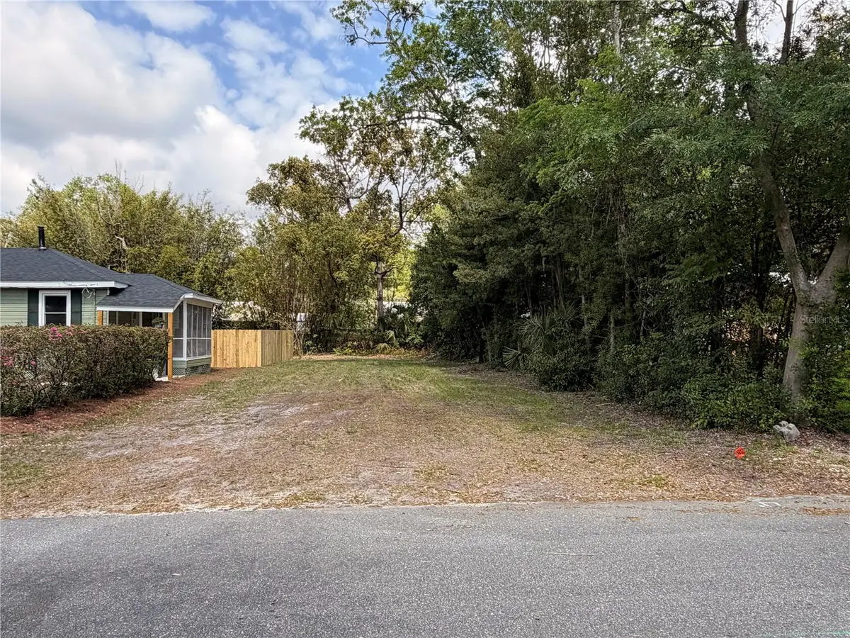 NE 7th Place, Gainesville, FL 32601 - #1
