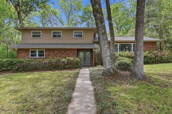 9235 NW 11th Place, GAINESVILLE, FL 32606