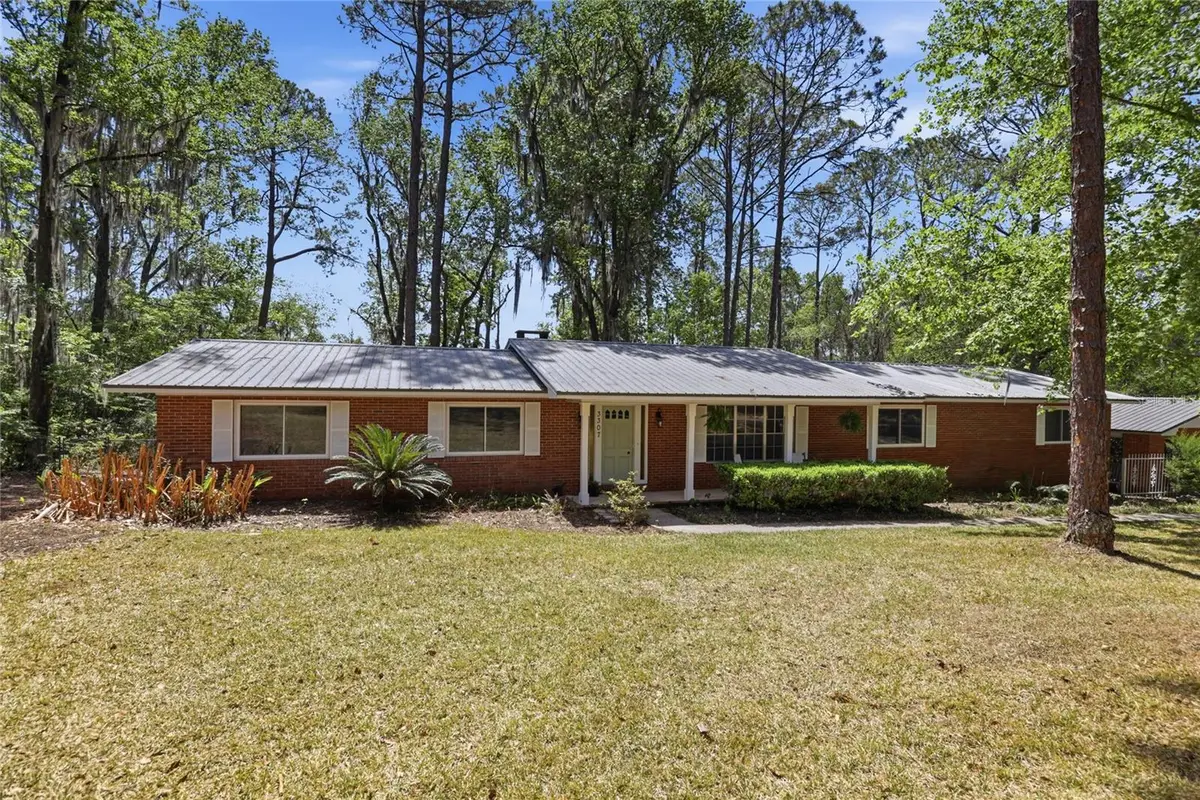 3307 SW 1st Way, Gainesville, FL 32601 - #1
