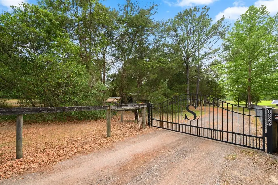 8822 NW 170th Street, Alachua, FL 32615 - #2