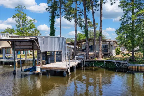 53 SE 241st Street, SUWANNEE, FL 32692