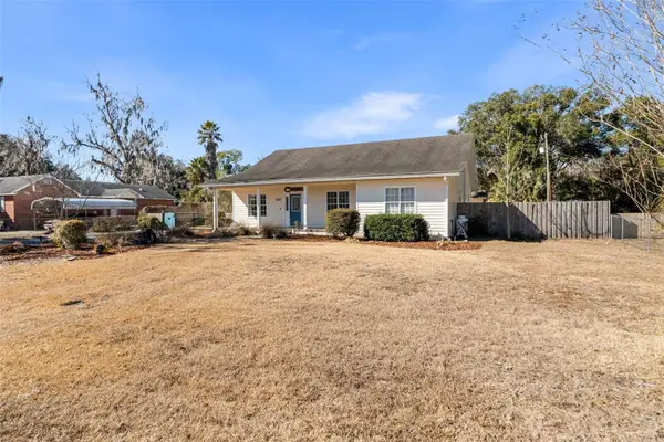 14904 NE 143 Terrace, WALDO, FL 32694