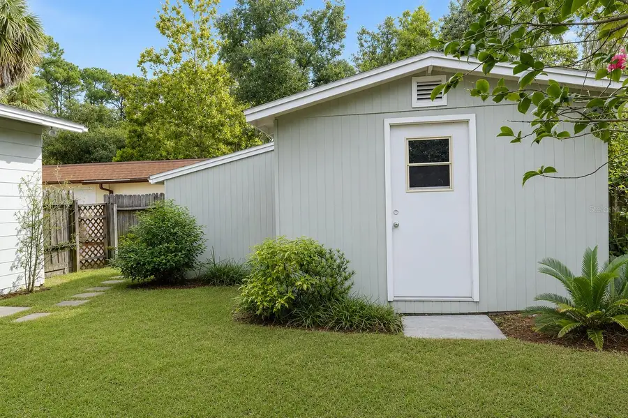 703 NE 6th Place, Gainesville, FL 32601 - #2