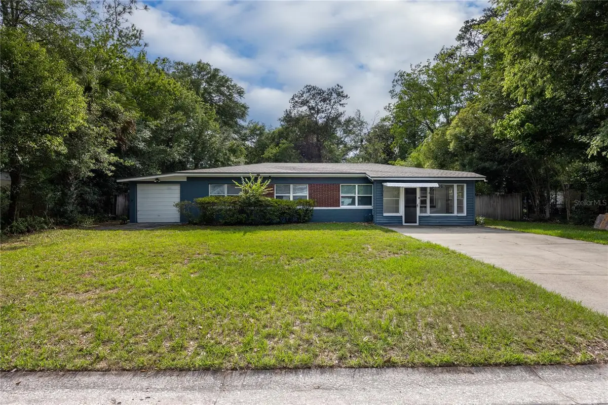 1318 NE 14th Street, Gainesville, FL 32601 - #1
