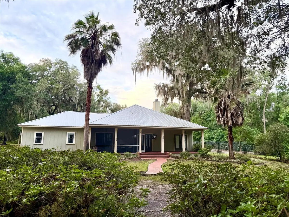 1043 SE County Road 21b, Melrose, FL 32666 - #1