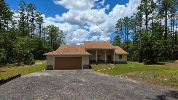 200 Hour Glass Circle, HAWTHORNE, FL 32640