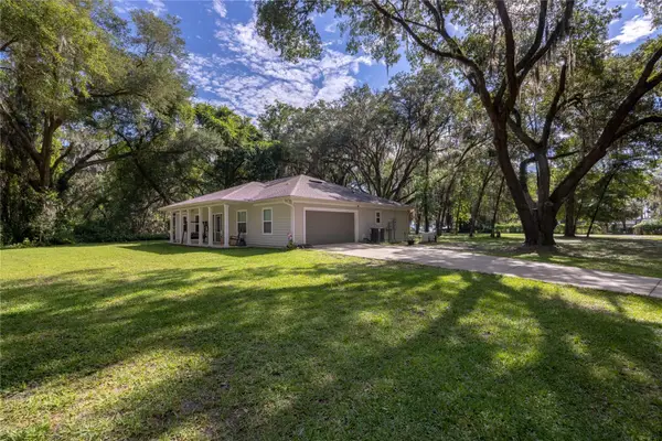 7517 NE 221st Street, MELROSE, FL 32666