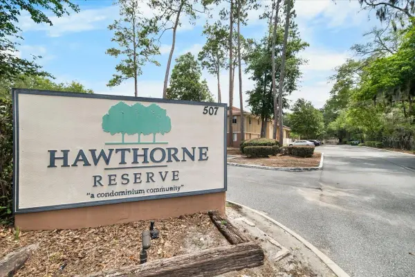 507 NW 39th Road #110, GAINESVILLE, FL 32607