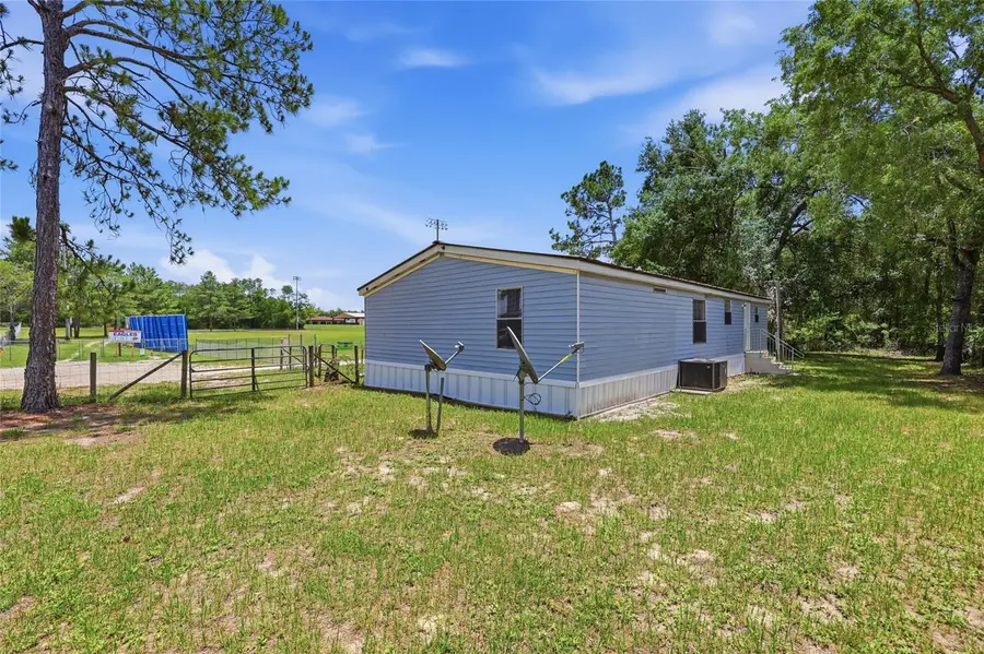 350 Ishie Avenue, Bronson, FL 32621 - #3