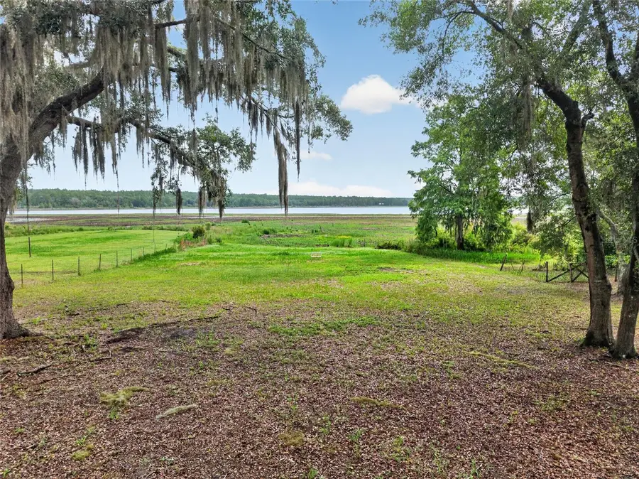 104 Long Pond Way, Hawthorne, FL 32640 - #2