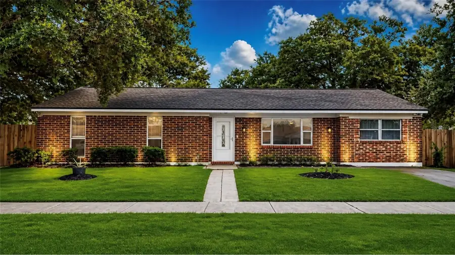 8174 Spring Lake Road N, Jacksonville, FL 32210 - #2