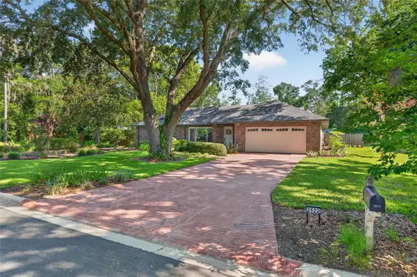 2522 NW 27th Place, GAINESVILLE, FL 32605
