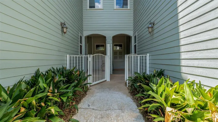 1852 NW 34th Street #24, Gainesville, FL 32605 - #3