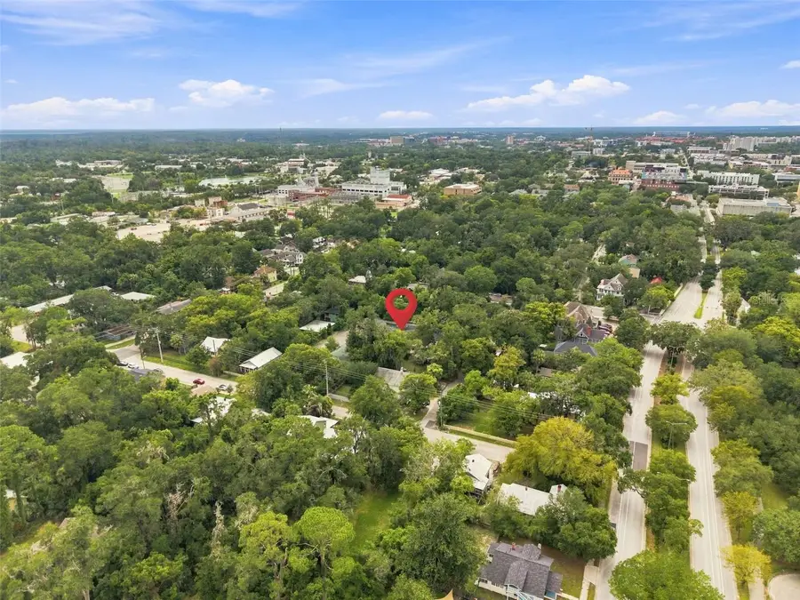 747 SE 2nd Place #2, Gainesville, FL 32601 - #2