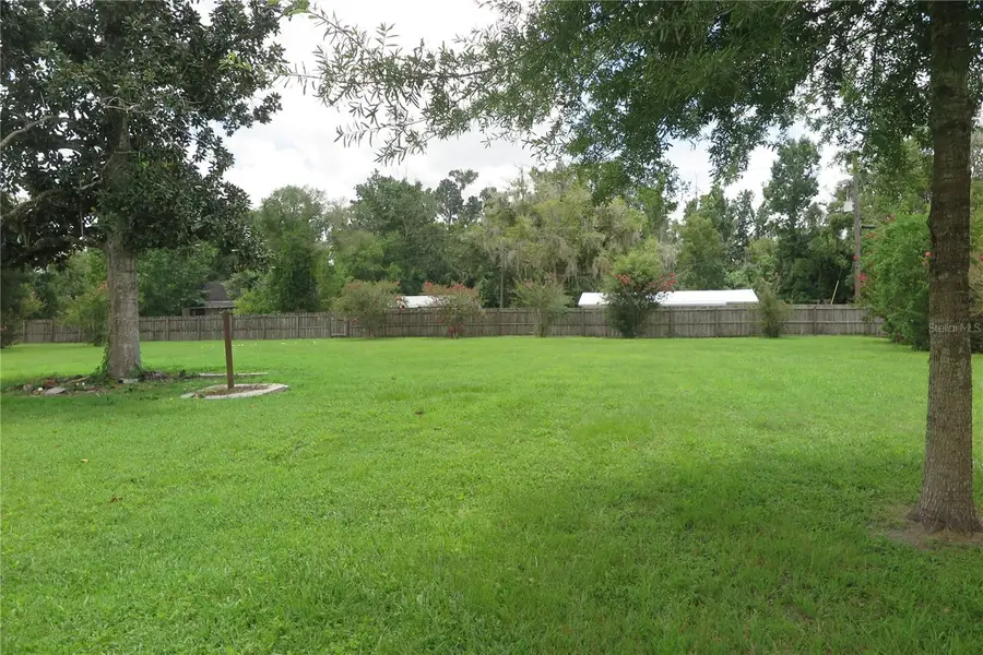 105 SE 1st Avenue, Lake Butler, FL 32054 - #2