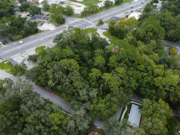 1715 SE 4th Avenue, GAINESVILLE, FL 32641