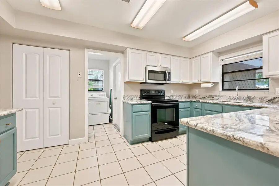 9520 NW 6th Place, Gainesville, FL 32607 - #3
