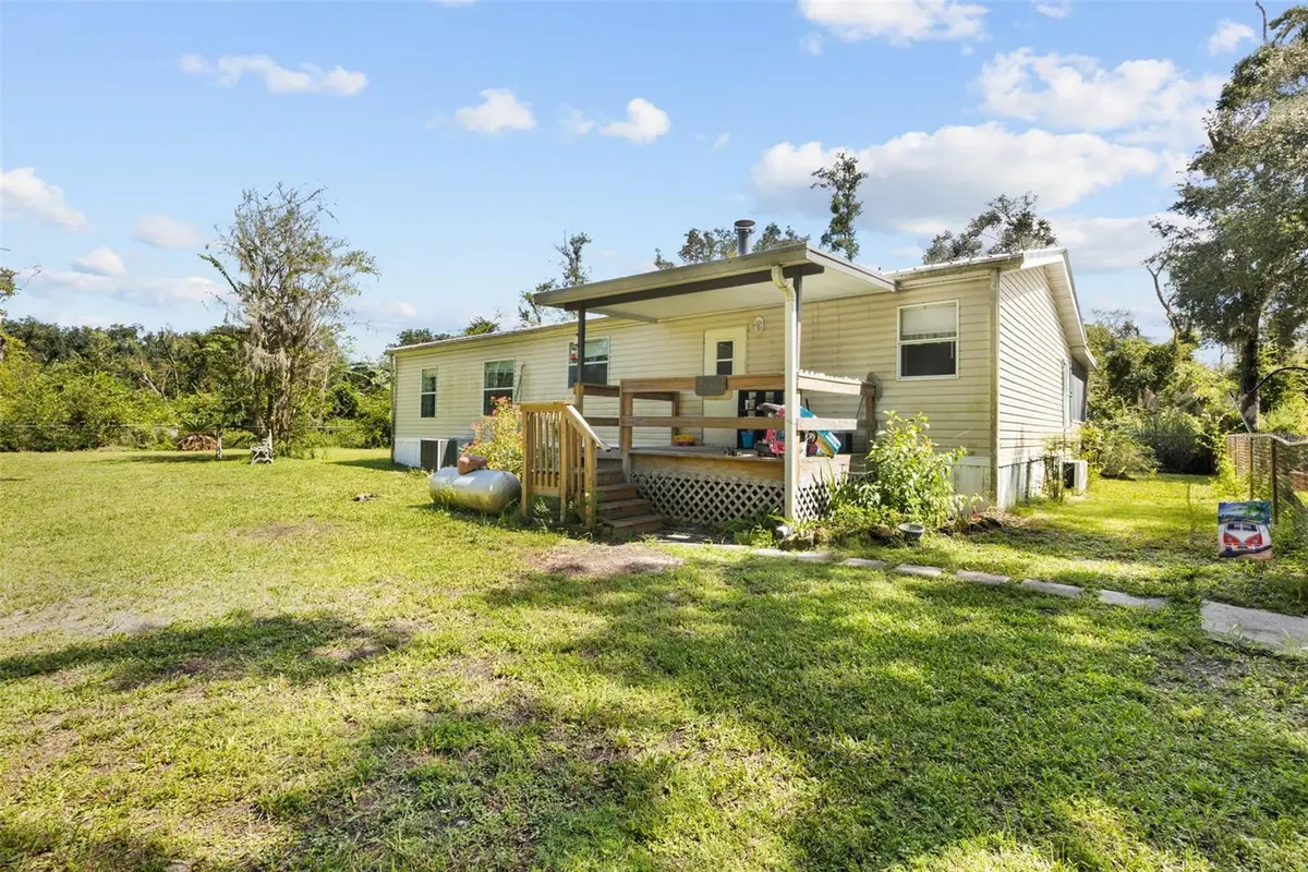 305 NE 290th Avenue, Old Town, FL 32680 - #1