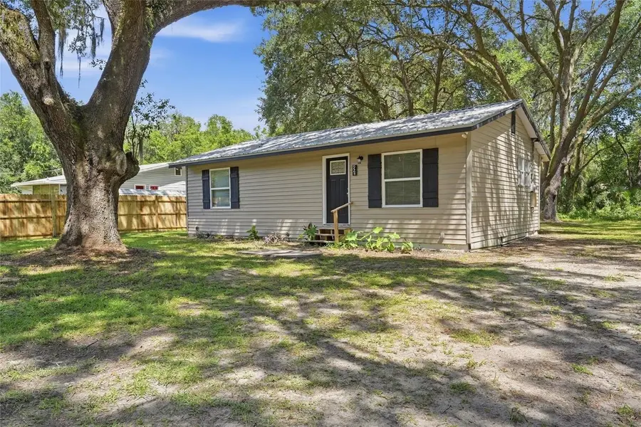 924 Maltas Avenue, Interlachen, FL 32148 - #2