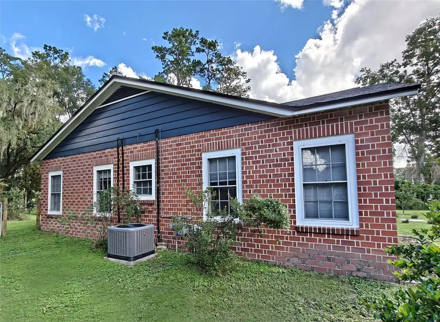 1326 NW 10th Avenue, Gainesville, FL 32605 - #3
