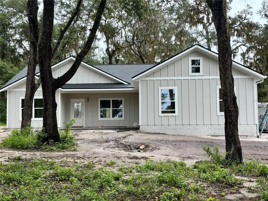 377 SE 4th Avenue, Melrose, FL 32666 - #2