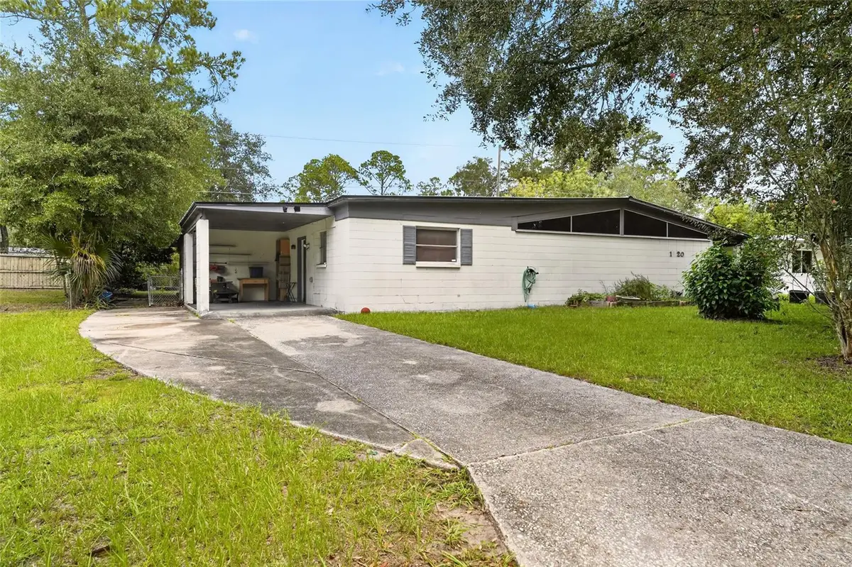 1320 NE 28th Avenue, Gainesville, FL 32609 - #1