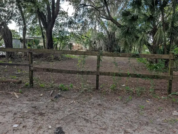 1028 NE 1st Street, GAINESVILLE, FL 32601