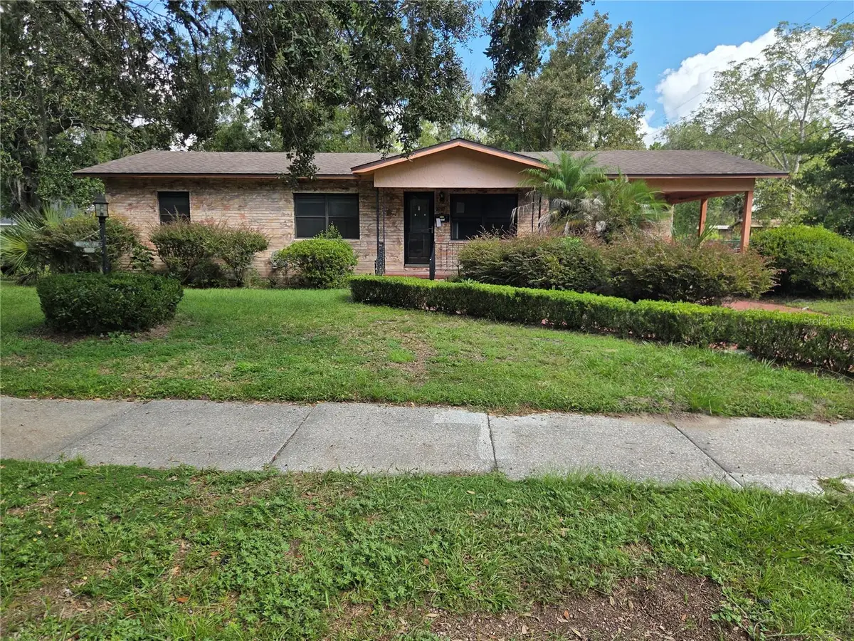 2212 NE 8th Avenue, Gainesville, FL 32641 - #1