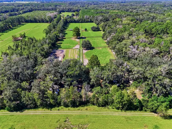5916 NW 158th Street, ALACHUA, FL 32615