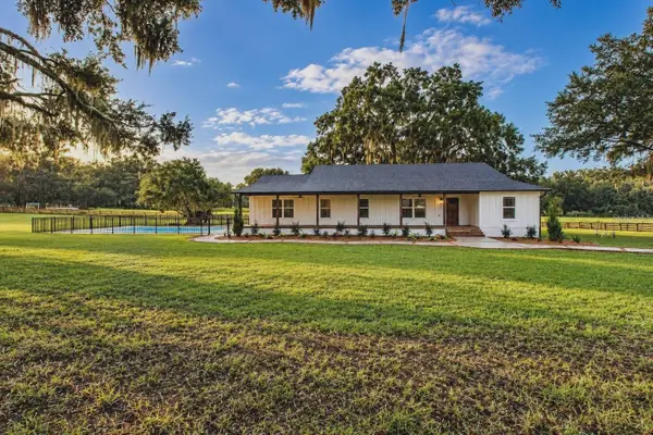 3276 County Road 216, OXFORD, FL 34484