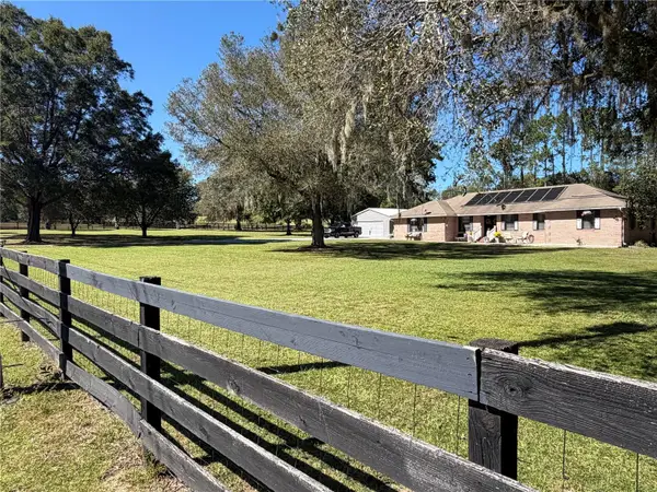 12820 NW 116th Place, ALACHUA, FL 32615