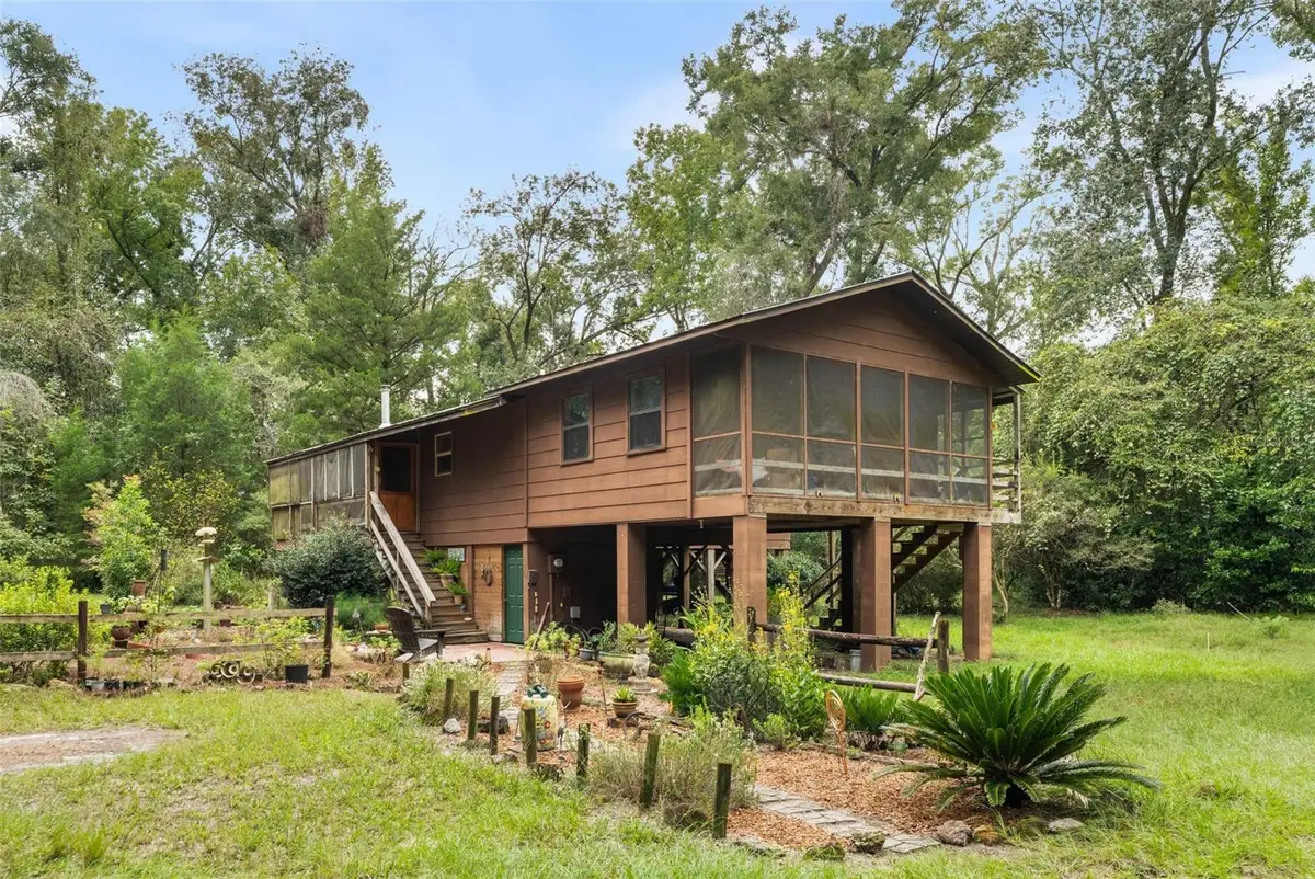 568 SW Rattlesnake Glen, Fort White, FL 32038 - #1