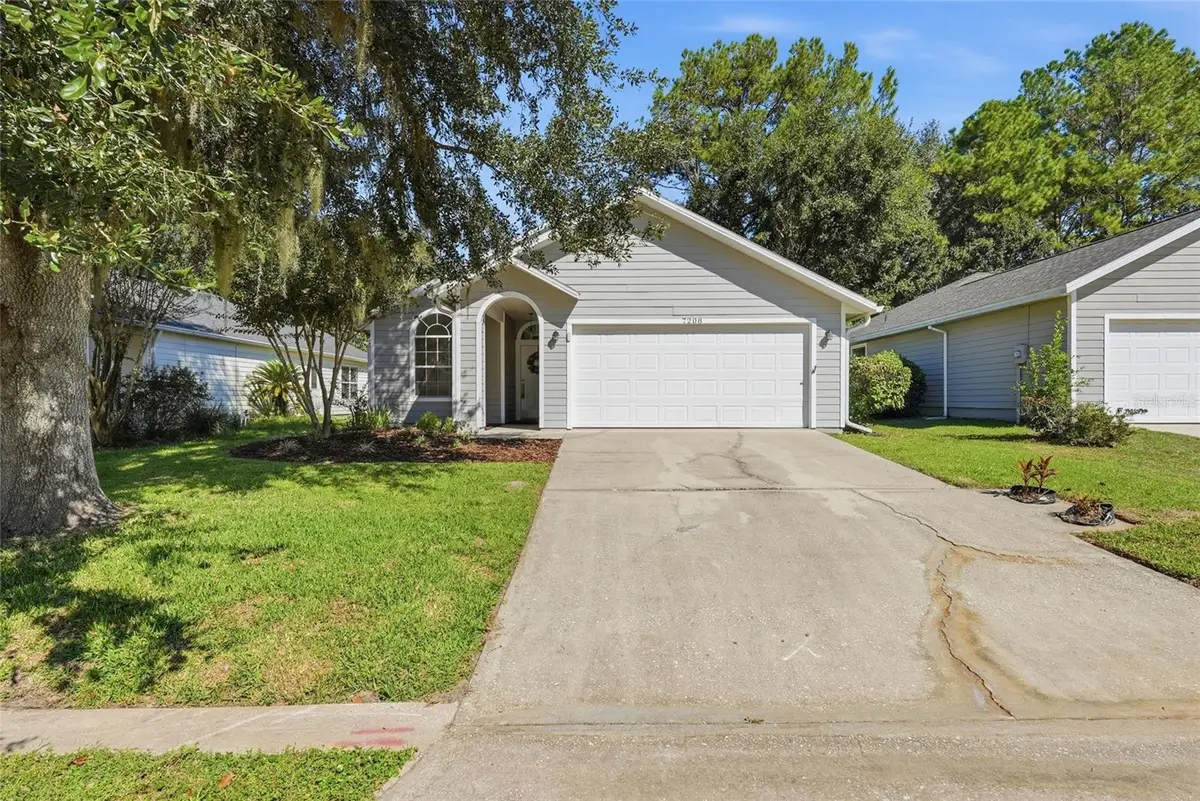 7208 NW 121st Avenue, Alachua, FL 32615 - #1
